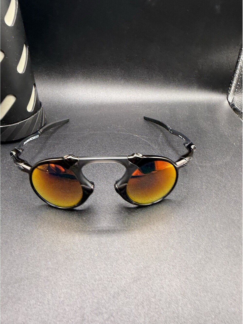 Oakley Madman Carbon/Ruby Iridium Polarized Lenses OO6019-04